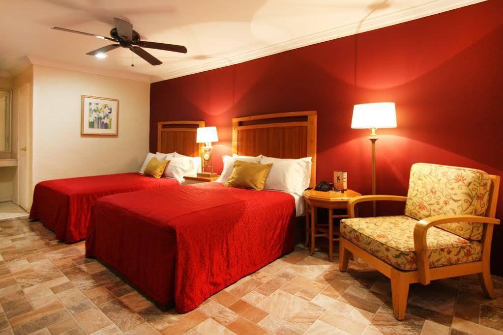 Hotel Azteca De Oro Мехикали Экстерьер фото